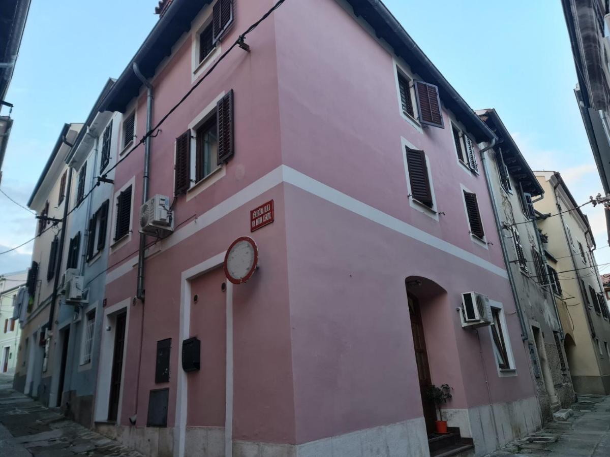Apartment Izola Sukalo Exteriör bild